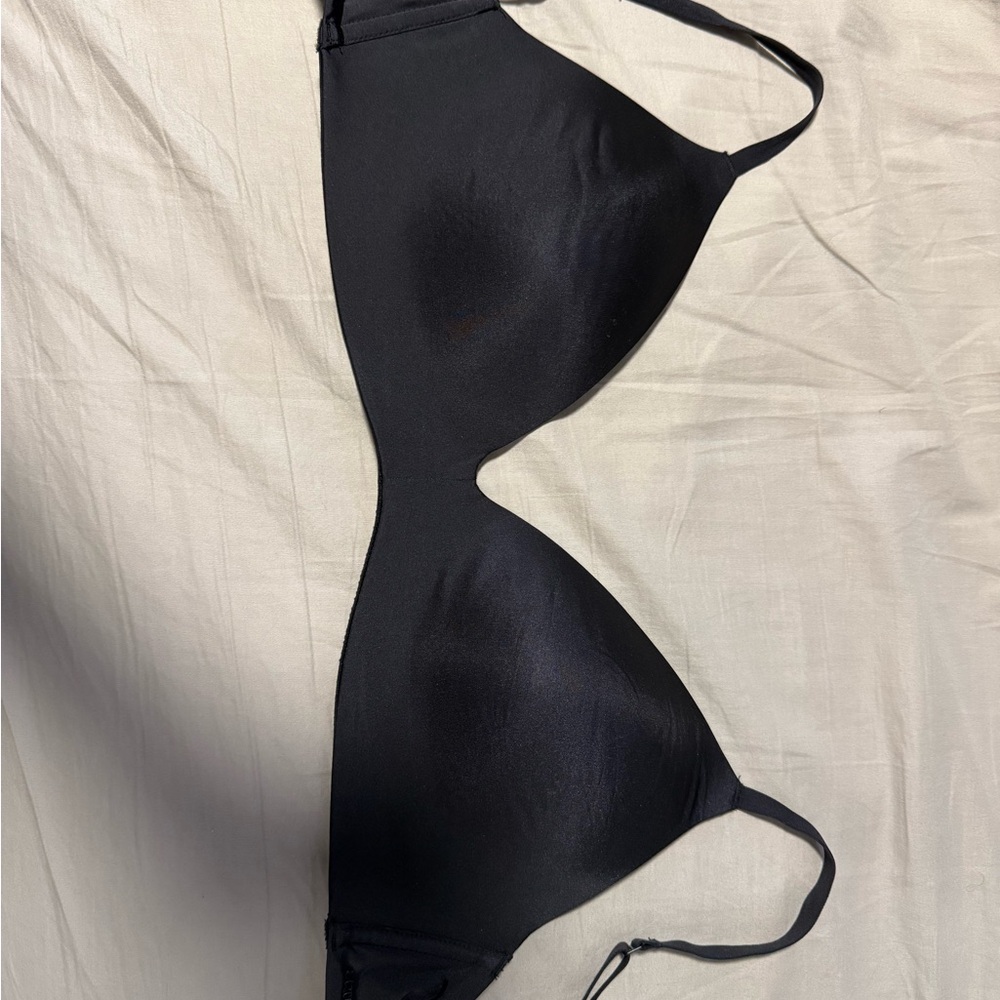 SKIMS Black Smooth Wireless T-Shirt Bra